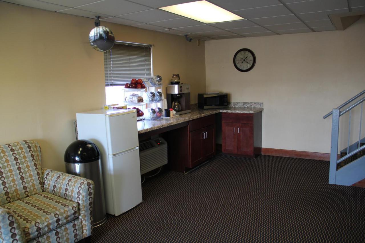 Motel Budget Host Inn 2*